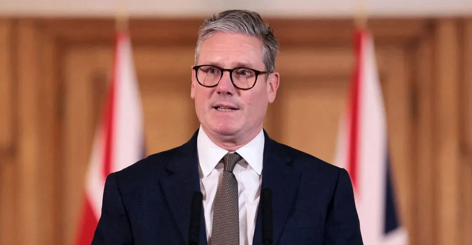 ستارمر: لا يمكن استمرار "الابتزاز الإيراني" في مضيق هرمز