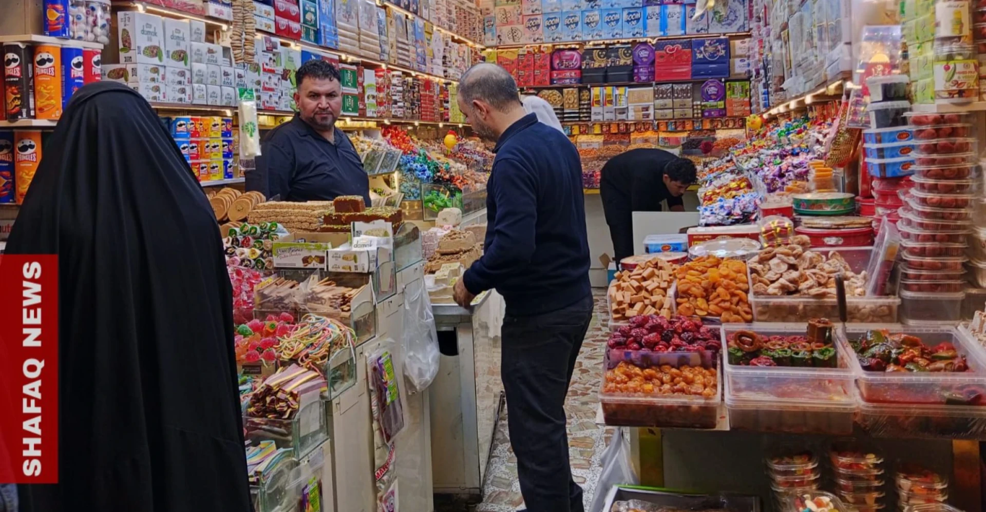 آخرها الغلاء المعيشي.. الأزمات لا تأتي فرادى على العراقيين