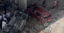 فتاتان تسقطان بسيارتيهما من أعلى جسر في بغداد