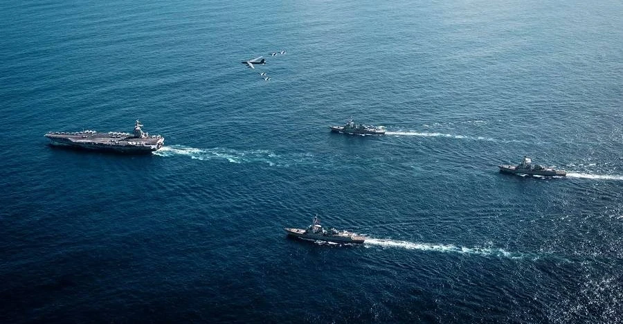 ئیدارەی ترەمپ: گشت هەڵوژاردنەیل هاتە "بان مێز" ئەگەر تاران واز  تەمای ئەتۆمیی نارێد