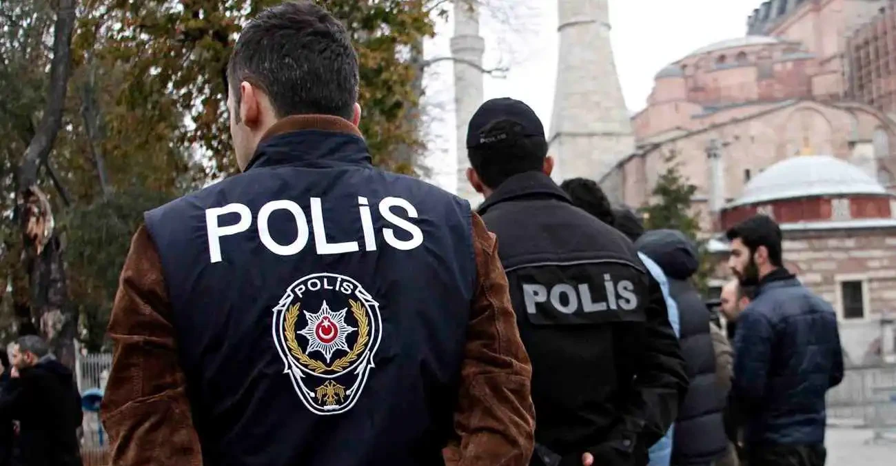 الثاني خلال يومين.. مقتل وإصابة 24 طالباً بهجوم مسلح على مدرسة جنوبي تركيا