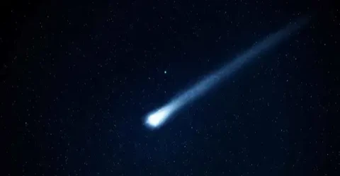 لمحبي الفلك.. مذنب "لامع" يقترب من الأرض خلال أيام