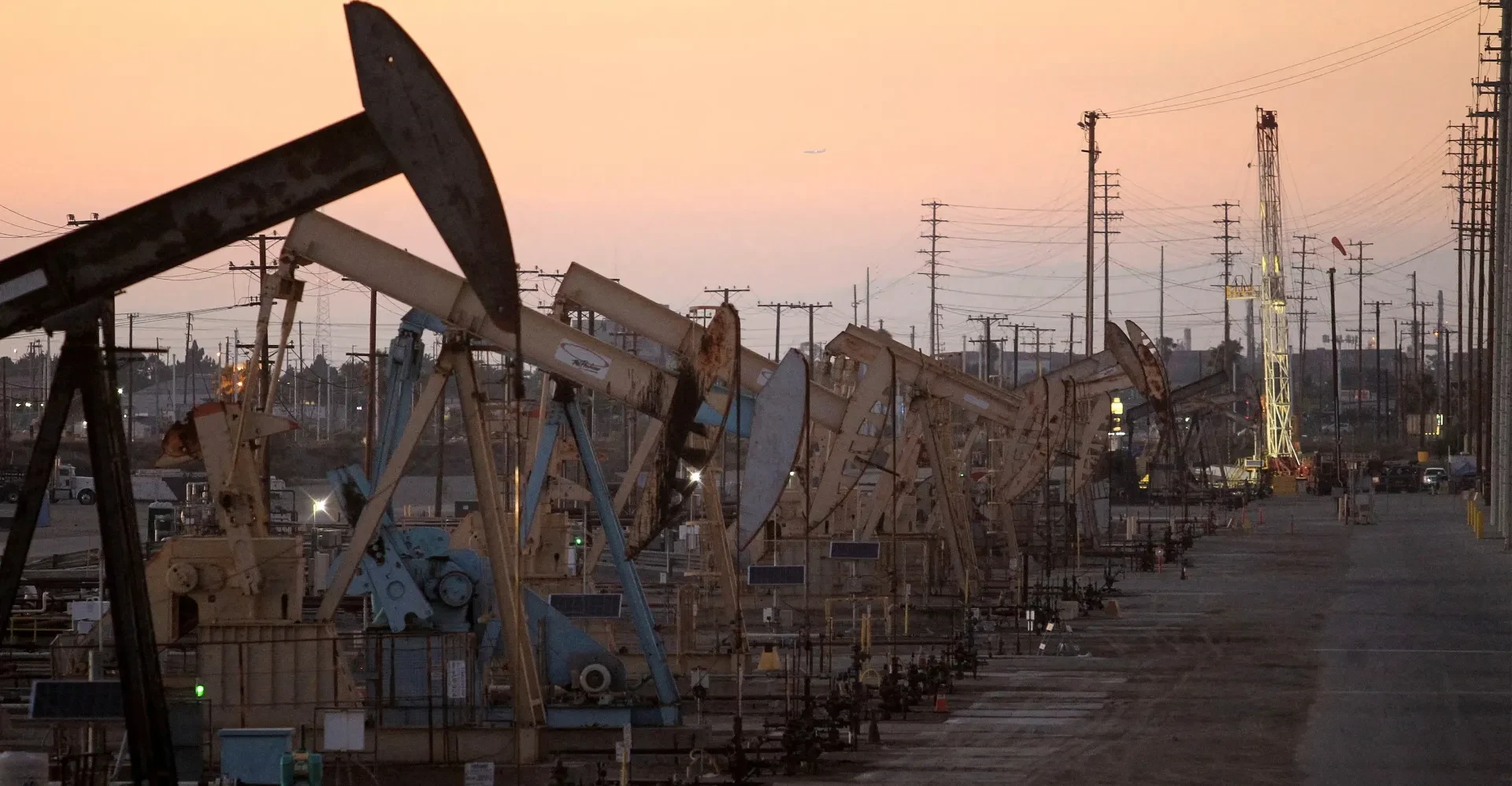 Oil prices slip on ceasefire optimism and Iran talks