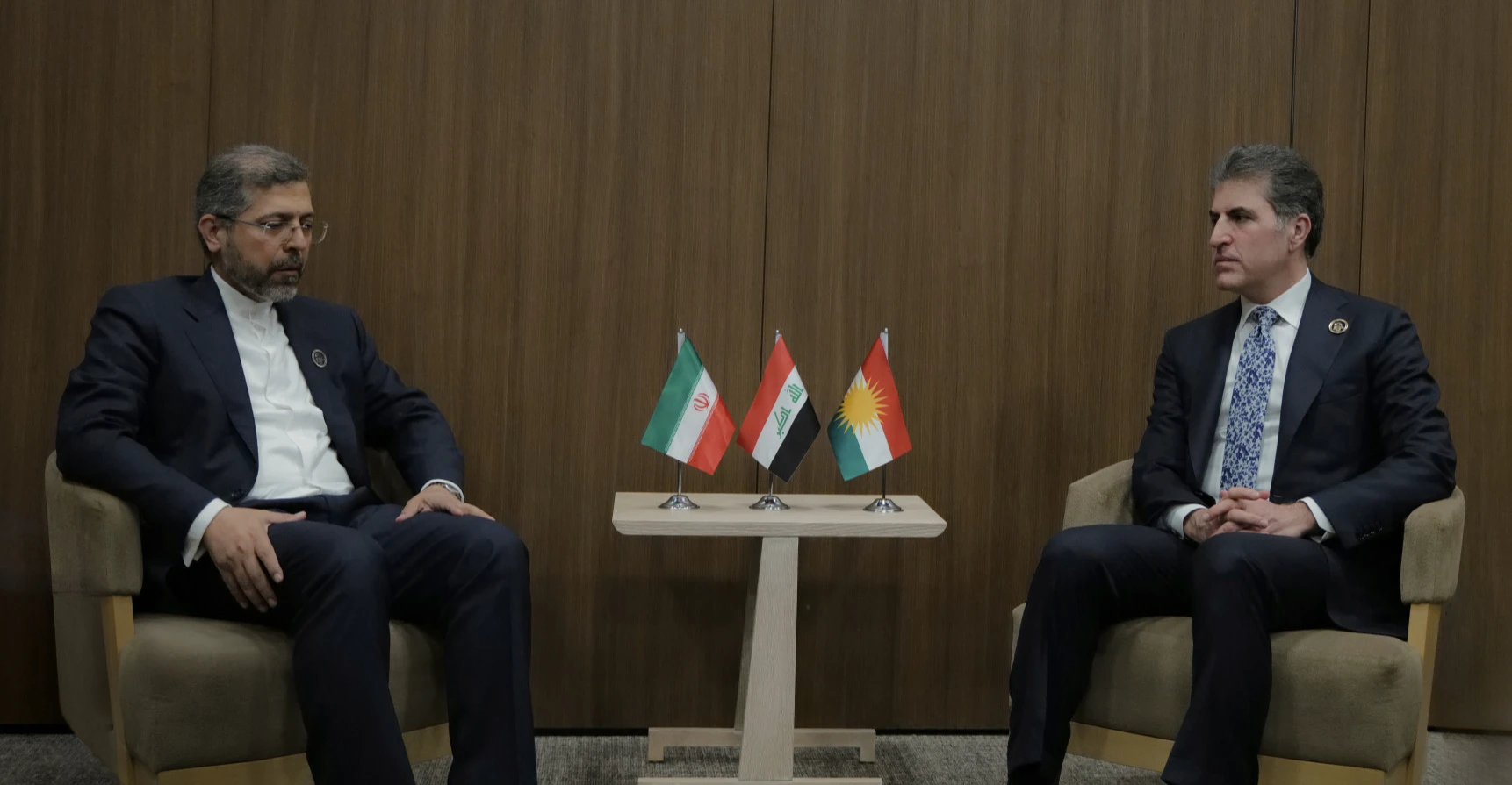 نيجيرفان بارزاني يؤكد مع خطيب زادة ضرورة تفادي استئناف الحرب في المنطقة