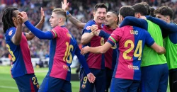 برشلونة يتحرك نحو أربع صفقات لتدعيم صفوفه في الميركاتو الصيفي