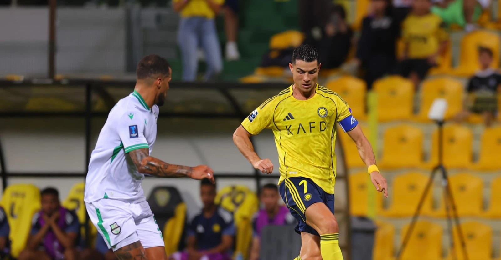 النصر السعودي يبلغ نهائي أبطال آسيا 2 بعد خماسية بمرمى الأهلي القطري