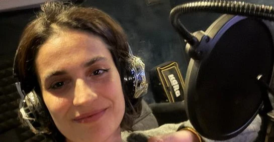 شابة عراقية في ألمانيا تقرر العودة لمتابعة حلمها بالنجومية