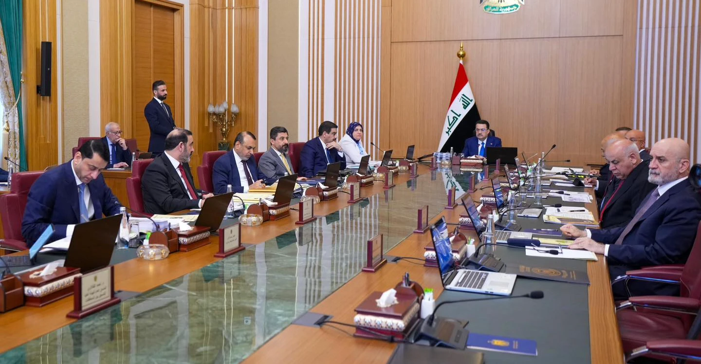 السوداني يصدر توجيهات لوزرائه تتعلق بتسهيل عمل حكومة الزيدي