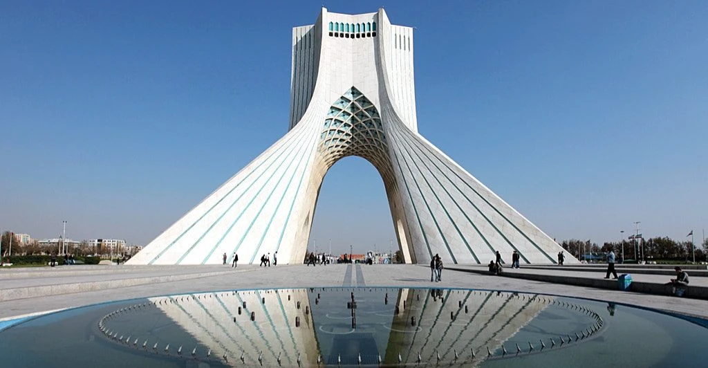 الإعلام الأميركي يكذب ترمب: لا يوجد أي انهيار في إيران