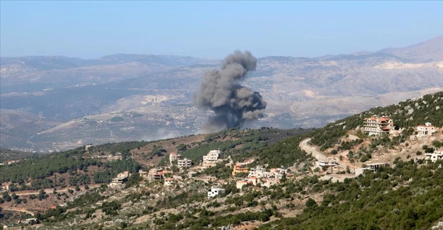 الطيران الإسرائيلي يشنّ غارات على جنوب لبنان وحزب الله يرد ‏بمسيرات انقضاضية