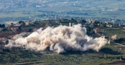 ضحايا ودوي انفجارات في جنوب لبنان وشمال إسرائيل