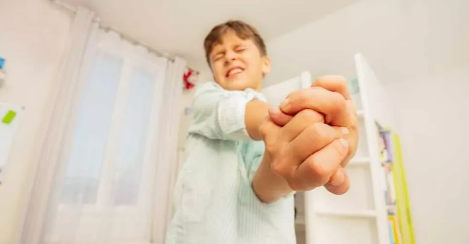 علاج ثوري يظهر نتائج إيجابية في تحسين مهارات التوحد خلال 5 أيام