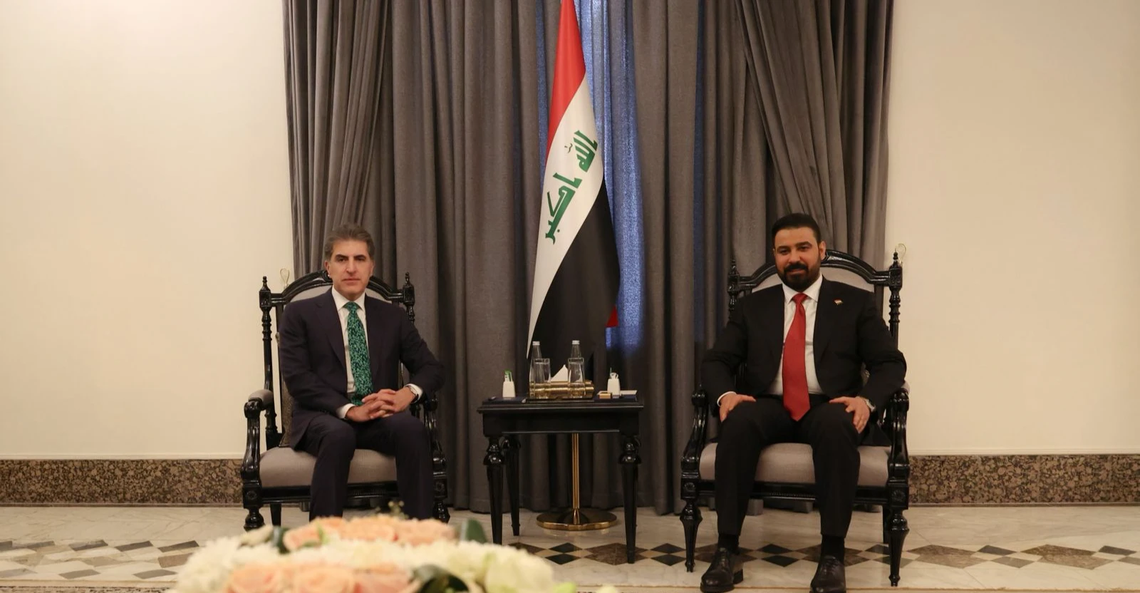 نيجيرفان بارزاني والزيدي يتفقان على ترسيخ الاستقرار وحل مشاكل بغداد وأربيل