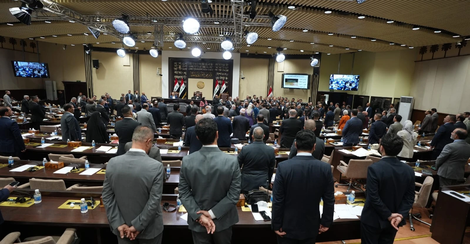 Irak'ta yeni hükümet için 'yazılı taahhüt' önerisi