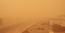 الغبار يخيم على إيلام وتحذيرات عاجلة من السلطات