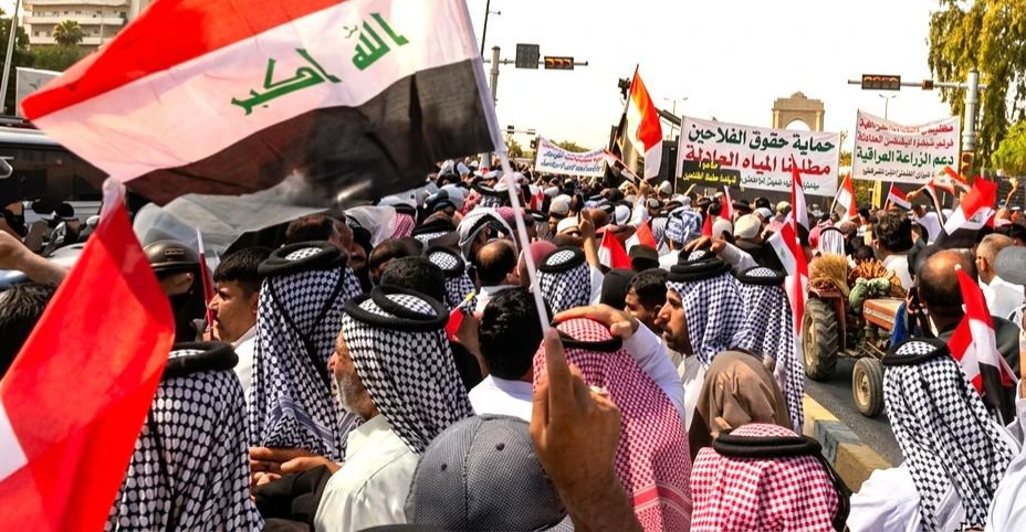 Bağdat'ta çiftçilerden protesto: Mali hakları için köprüyü trafiğe kapattılar