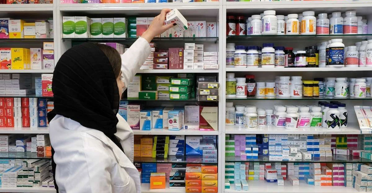 Varfarin'den İnsülin'e... İran'da İlaç Krizi Hastaları Zor Durumda Bırakıyor