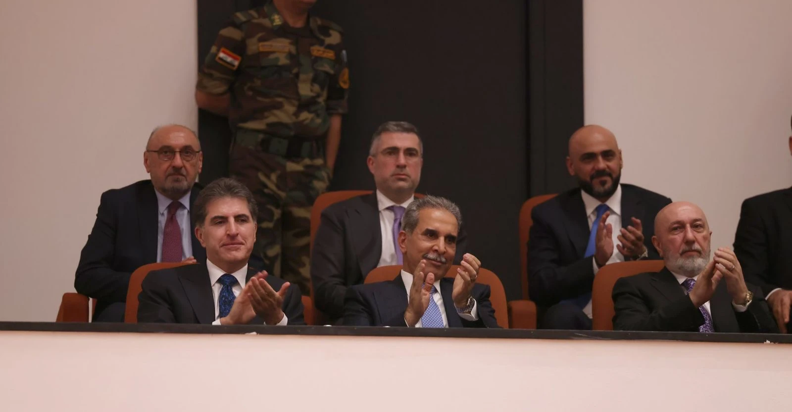 نيجيرفان بارزاني يهنئ الزيدي على نيله ثقة البرلمان العراقي ‏