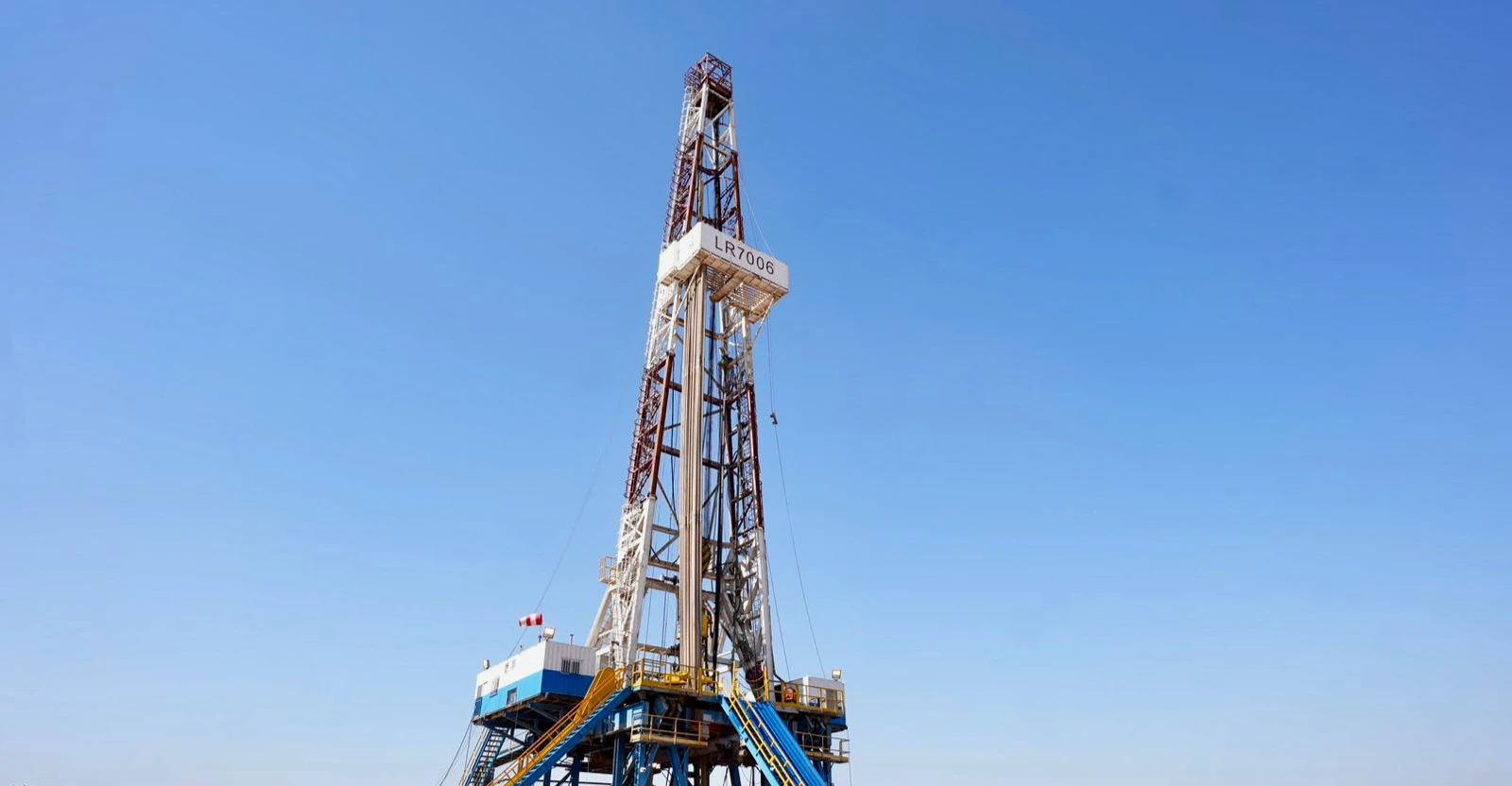 بأكثر من 2%.. تراجع أسعار النفط بعد تأجيل هجوم على إيران