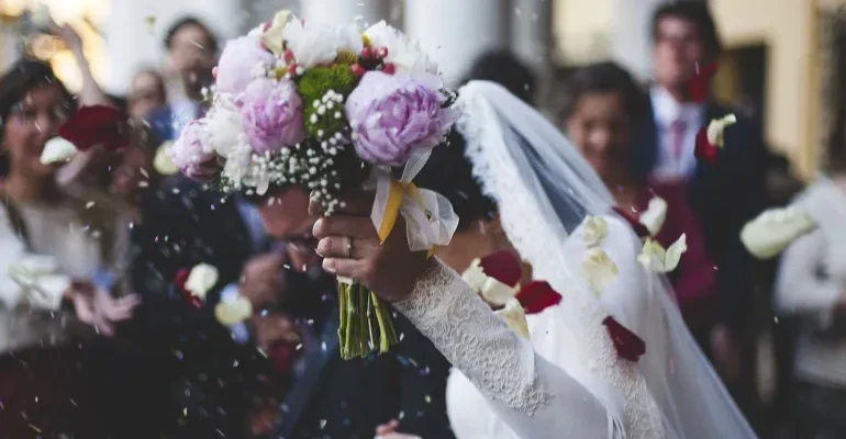 Soaring wedding costs push Iraqi youth away from marriage