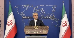 الخارجية الإيرانية تنفي صدور توجيه من المرشد بعدم نقل اليورانيوم للخارج