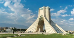 بقائي: زيارة منير لطهران لا تعني الوصول لمرحلة "حاسمة" في المفاوضات