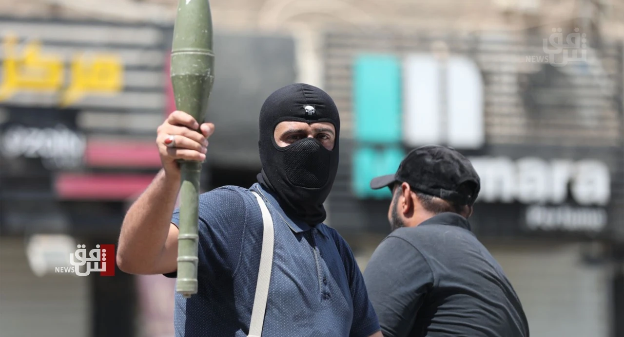 بعض الفصائل أبدت مرونة.. حكومة الزيدي تفتح ملف "حصر السلاح" بعد العيد