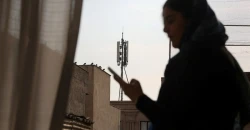 طهران تعيد خدمة الانترنت في البلاد