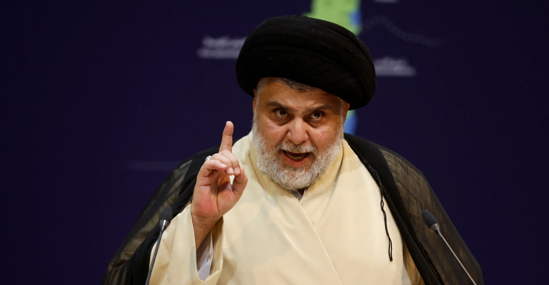 الصدر يعلن انفكاك "سرايا السلام" عن تياره والتحاق عناصرها بالدولة