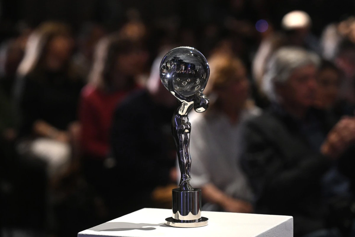 Karlovy Vary marks 80 years with 60th festival