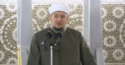 Baghdad preacher backs Iraq move to restrict weapons to state