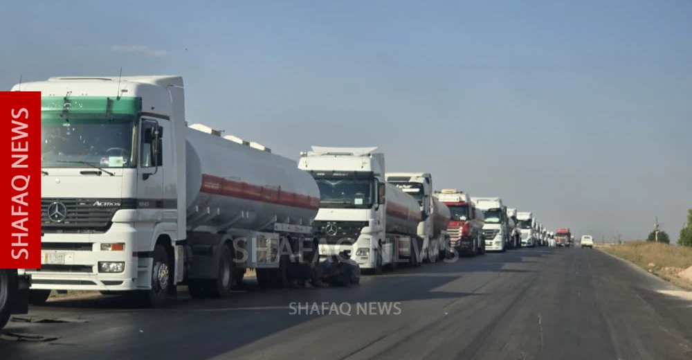 تمهيدا لتصديره.. دخول أكبر قافلة صهاريج "فيول" عرا