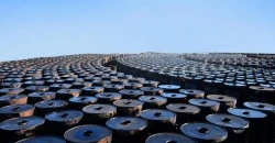 بفعل العقوبات.. تعثر خطط التصنيع بأكبر مستودع لـ"القار ‏الطبيعي" في كرمانشاه ‏