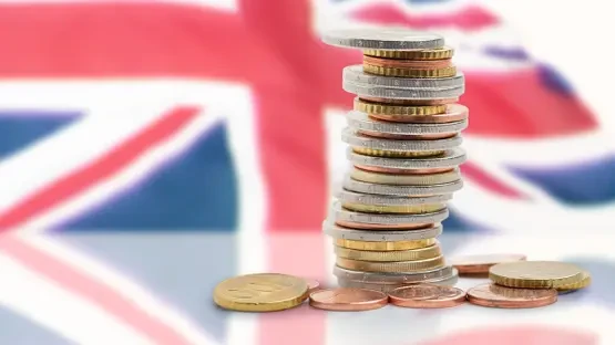 UK economy shrinks 0.1% in April as Iran war hits services