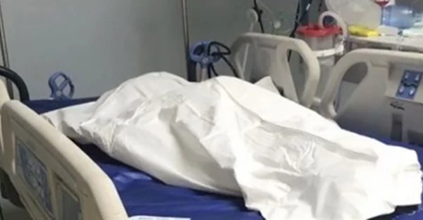 مردن خانمە پزشکیگ لە ژیر نەشتەرگەرییگ هەناوبینی لە خەسەخانەیگ تایبەت لە مووسڵ