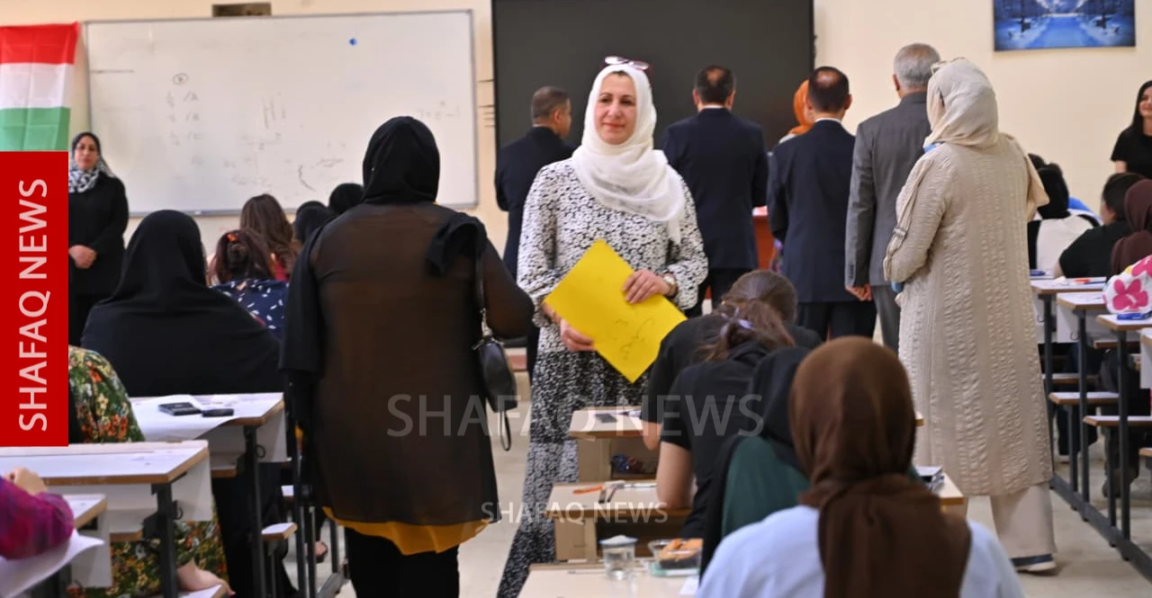 انطلاق الامتحانات النهائية للصفوف المنتهية للمرحلة الإعدادية في إقليم كوردستان (صور)