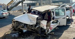 مصرع وإصابة 3 أشخاص بحادث سير مروع في البصرة (فيديو)