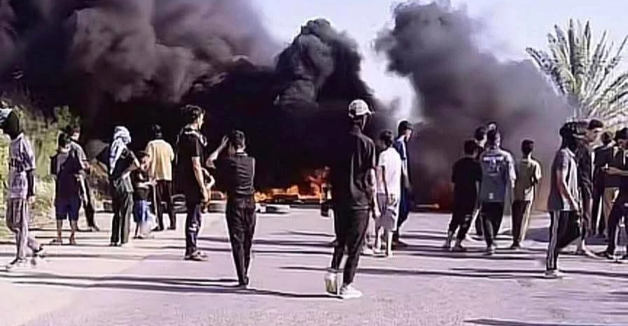 تظاهرات وقطع طريق احتجاجاً على تردي تجهيز الكهرباء في الديوانية