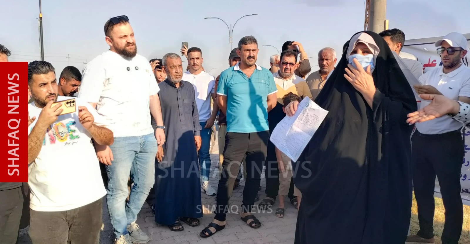 منذ 20 عاماً.. احتجاجات في الموصل ضد منع البناء بأطراف المدينة (صور)