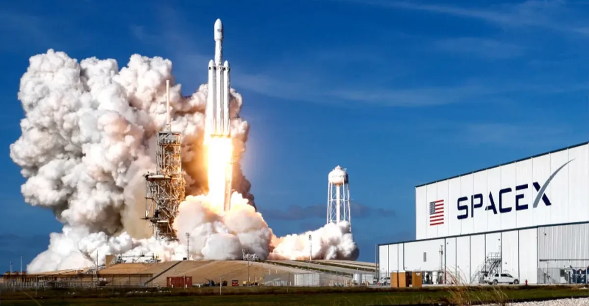 SpaceX market cap tops $2.7 trillion, overtakes Amazon
