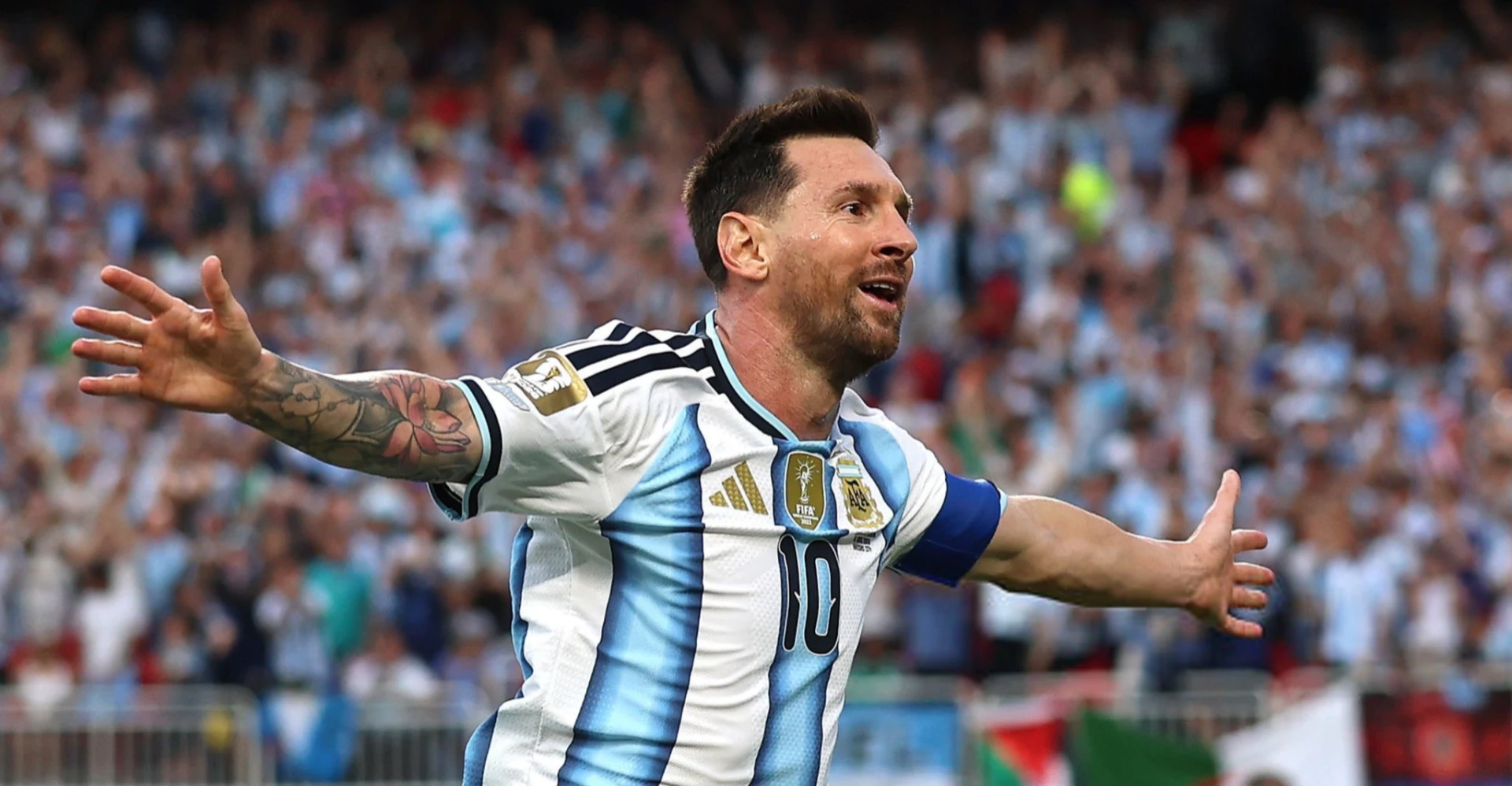 Messi hat-trick gives Argentina winning start against Algeria