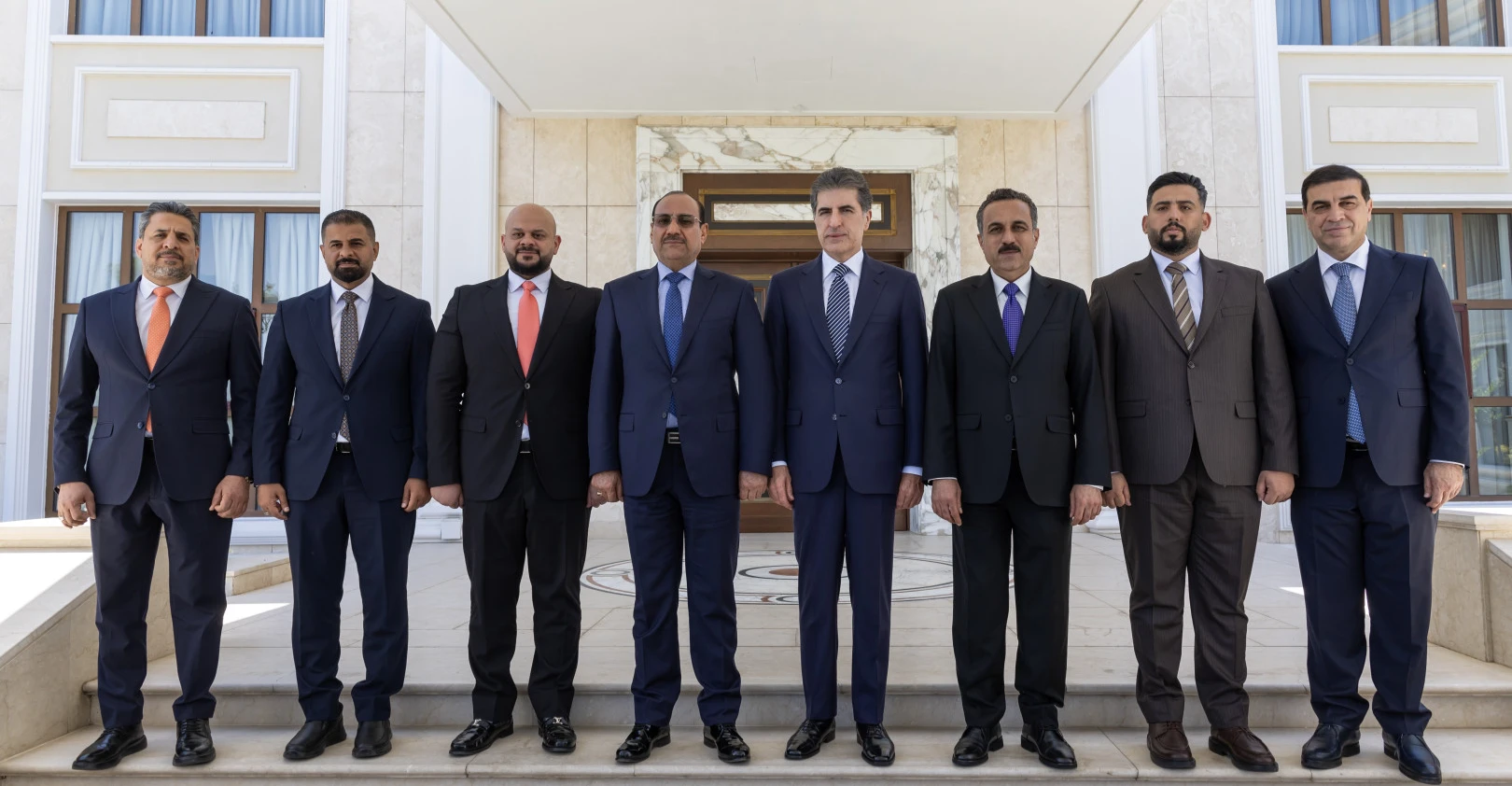 نيجيرفان بارزاني يؤكد أهمية التنسيق بين أربيل وبغداد "باعتبارهما المركزين الرئيسيين للعراق"