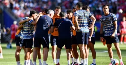الطقس يهدد مواجهة العراق وفرنسا في المونديال