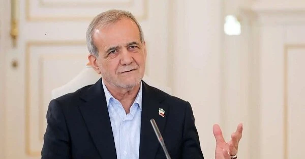 لبحث "جهود الدبلوماسية".. الرئيس الإيراني يزور باكستان غداً