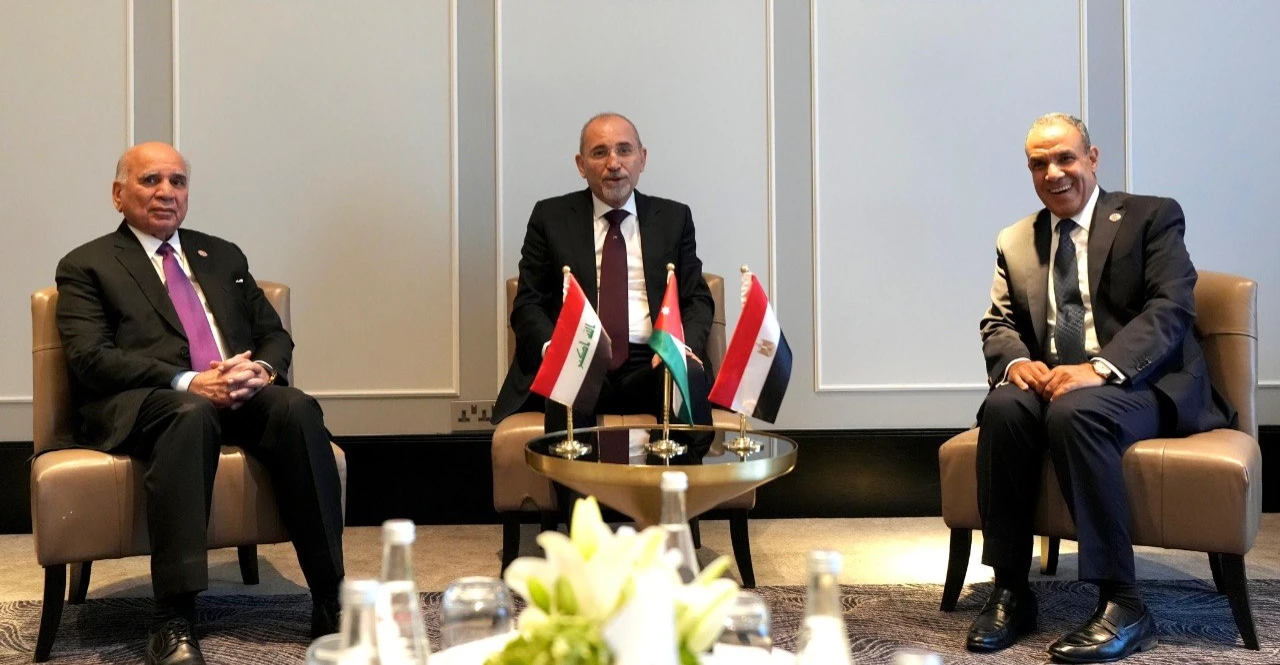 وزير الخارجية العراقي يبحث مع 3 من نظرائه العرب أوضاع المنطقة