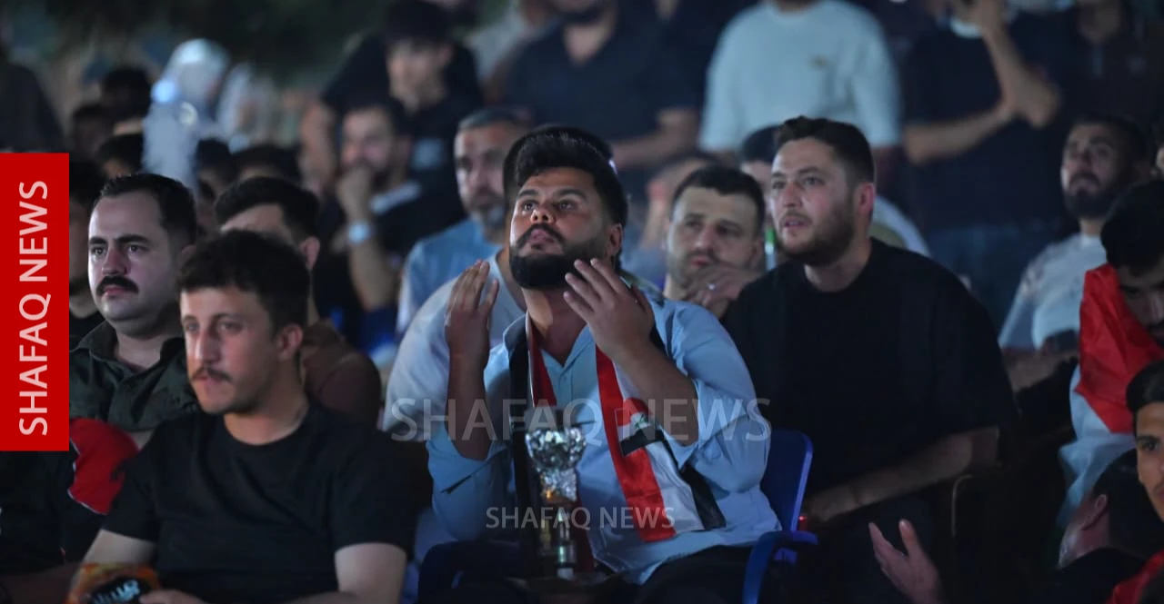 شاشات عملاقة تجمع العراقيين خلف المنتخب في مواجهة فرنسا (صور)