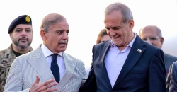 بزشكيان يشيد بباكستان: لعبت دوراً كبيراً في تسهيل المفاوضات مع واشنطن