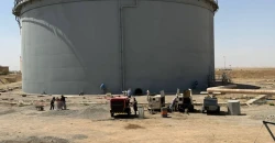 Oil plunges to four-month low on Hormuz progress