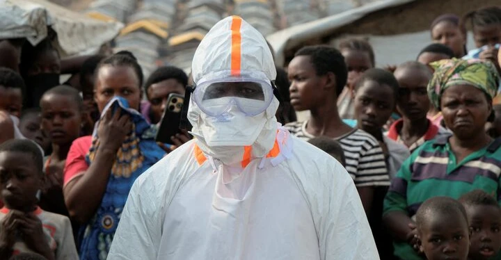Fransa'da ilk Ebola vakası: Kongo'dan dönen doktor karantinada