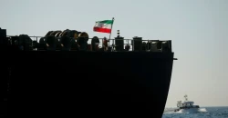 وزير الخزانة الأميركي: المحادثات مع طهران تشمل بيع النفط الإيراني بالدولار